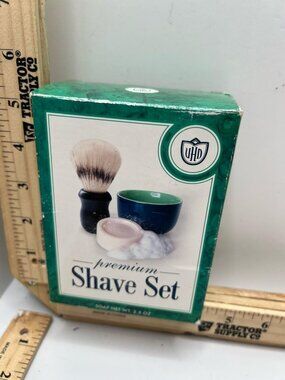 Van Der Hagen Premium Pro Shave Set Soap Ceramic Bowl Boar Brush Kit 2.5 oz